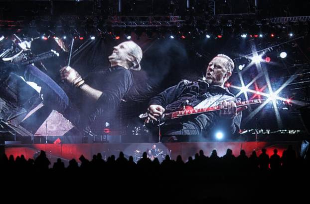 ARHIVA - 2010. Zagreb: Metallica na Hipodromu oduševila preko 30 tisu?a fanova, a kiša je lijevala kao iz kabla