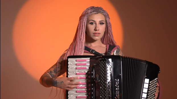 Stigla je sezona vrućih badića i toplesa: Evo tko se sve skinuo!