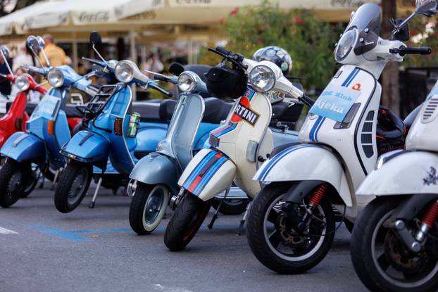 Manifestacija RetroOpatija