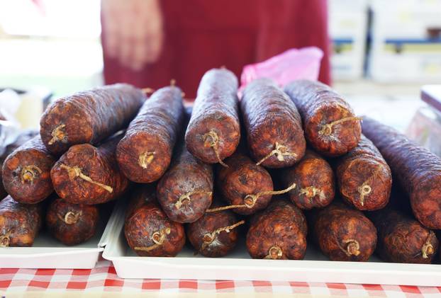 Šibenik: Zadnje pripreme prije sutrašnjeg otvorenja 16. Srednjovjekovnog sajma