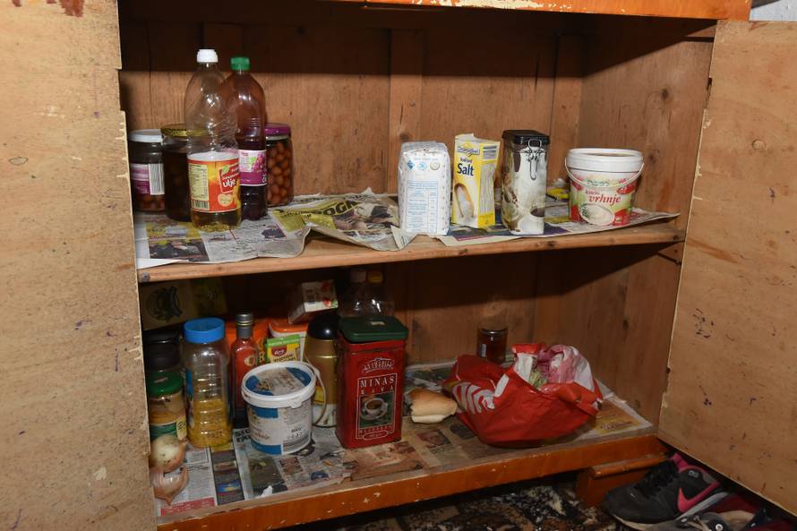 Vapaj: Jedem svaki treći dan i živim u zgradi koja se raspada