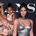Sestre Kardashian pretjerale? Fotošopirale lica vlastite djece i priznale 'pogrešku': Upss, opet
