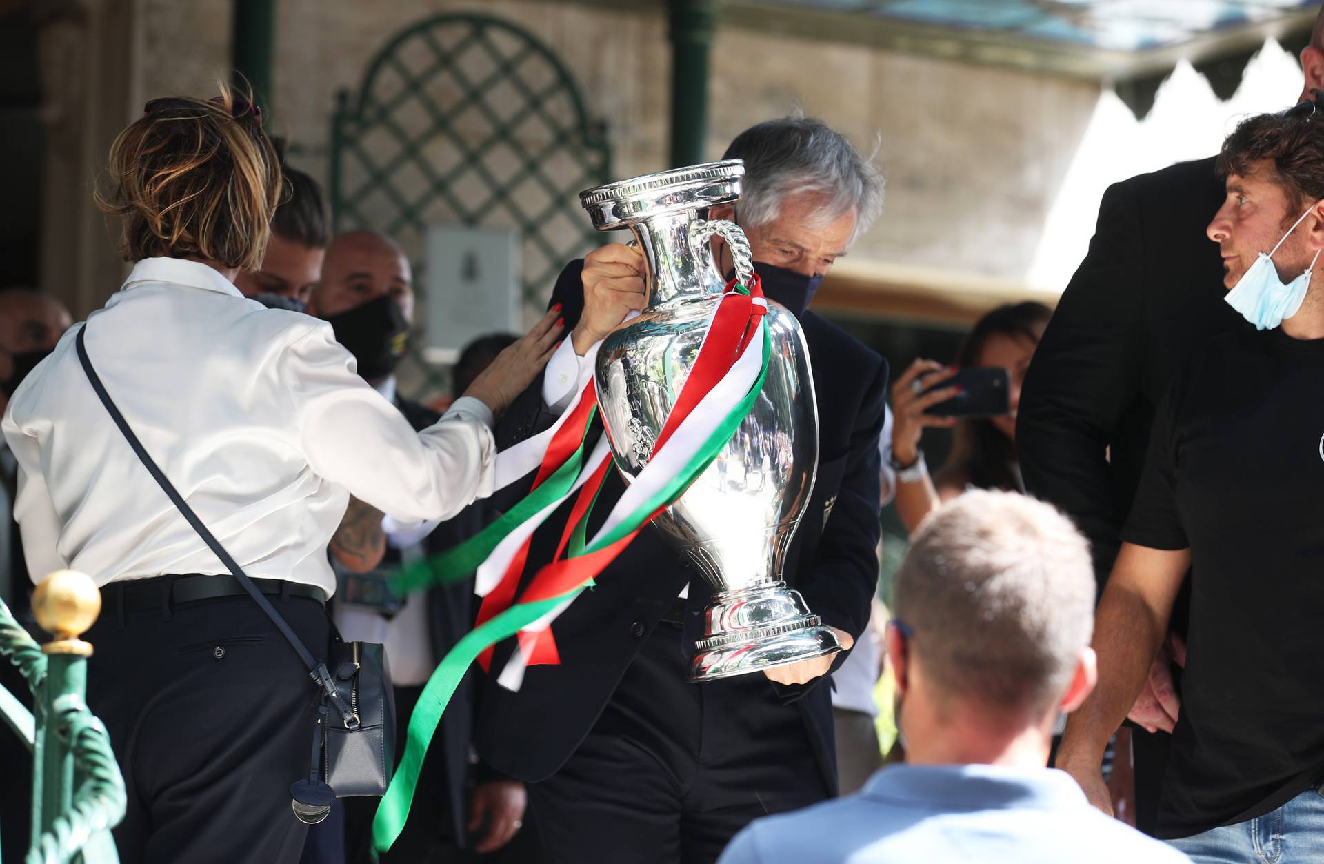 Euro 2020 - Italy's President Sergio Mattarella meets with the Italy team