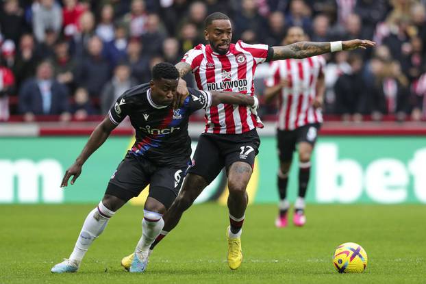 Brentford v Crystal Palace - Premier League - Gtech Community Stadium