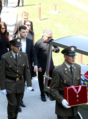 Zagreb: Pogreb Predraga Freda Matića na Krematoriju