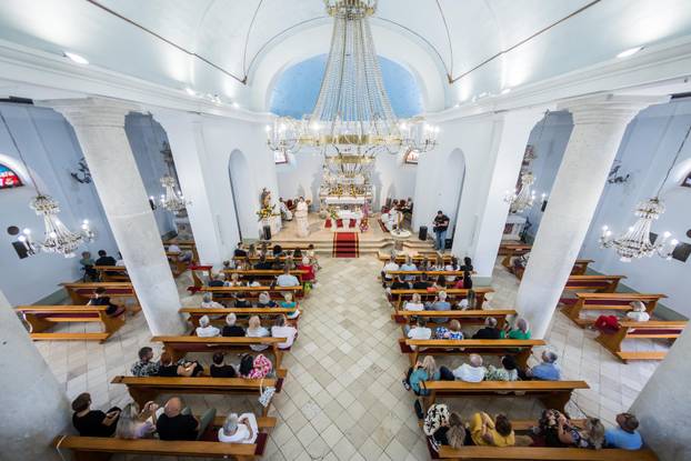 Vela Luka:  Misa zadušnica u župi sv. Josipa