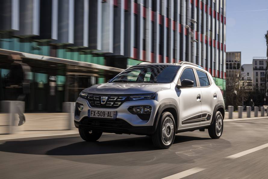 DACIA SPRING (BBG)