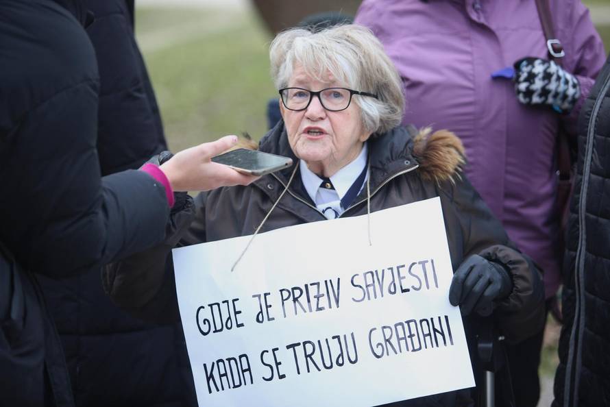 Zagreb: Građanska inicijativa Stop Spalionici Rebro organizirala prosvjed protiv izgradnje spalionice