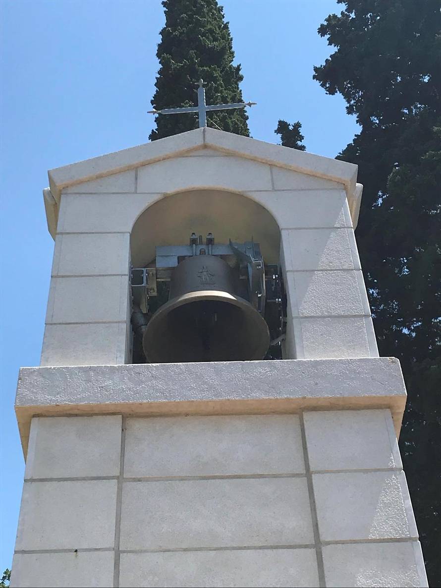 Rebić je otplatio kredite svima u selu, sredio je i kapelicu: 'Kad dođe kući, čeka ga jumbo pizza'