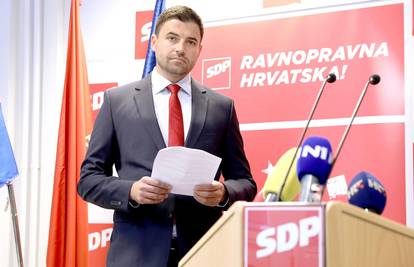 HDZ na 'fejsu' kritizirao šefa SDP-a: Loš, zao, Bernardić!