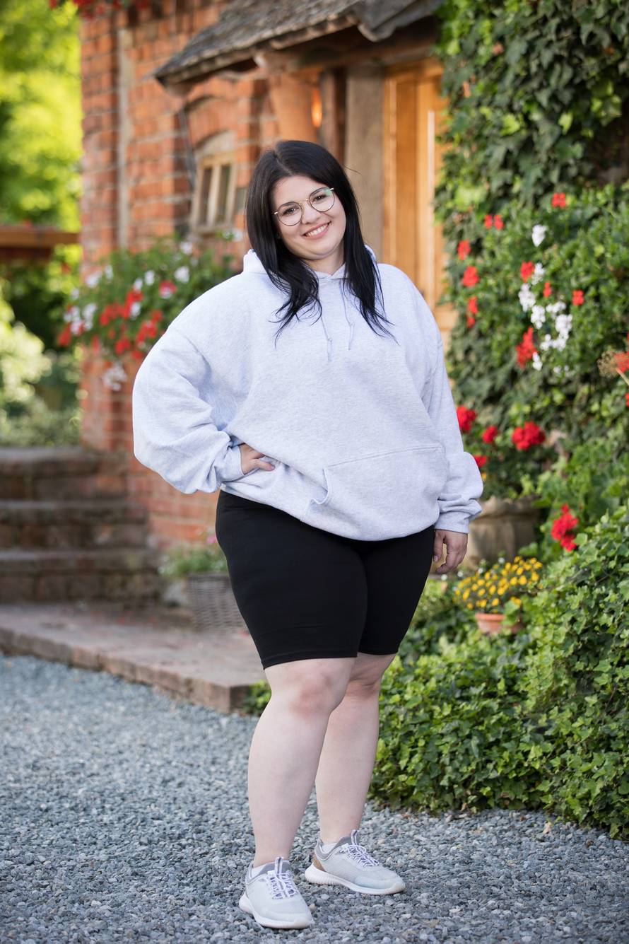 Ana želi smršavjeti da bi mogla imati djecu, a Matea sanja da jednog dana postane glumica