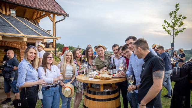 Rezervirajte datum 13.-15. svibnja za posjet međimurskom vinskom festivalu – Urbanovo