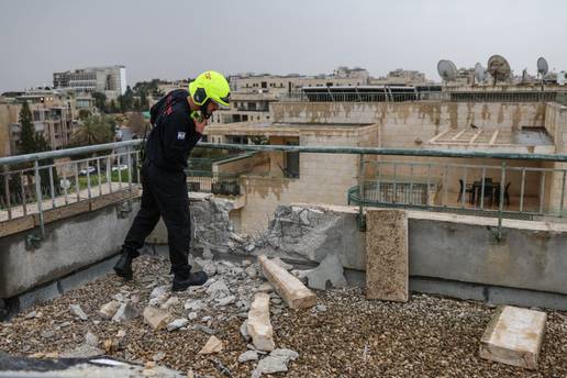 Iran ponovno lansirao projektile prema Izraelu. Trump: Poslat &cacute;emo ratne brodove u Hormuz!