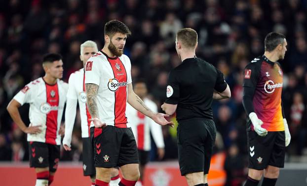 Duje ?aleta-Car povratak u prvih 11 Southamptona potvrdio pogotkom u FA kup protiv Grimsby Towna,  susret zapo?eo i Mislav Or&scaron;i?