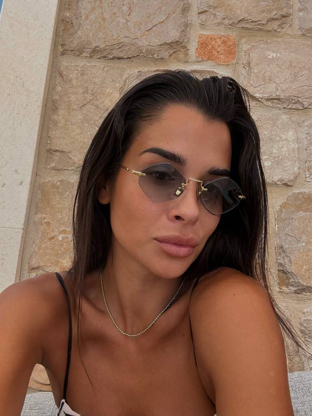 FOTO Borna Ćorić se u tajnosti oženio za prelijepu influencericu iz Dalmacije! Skupa su 3 godine