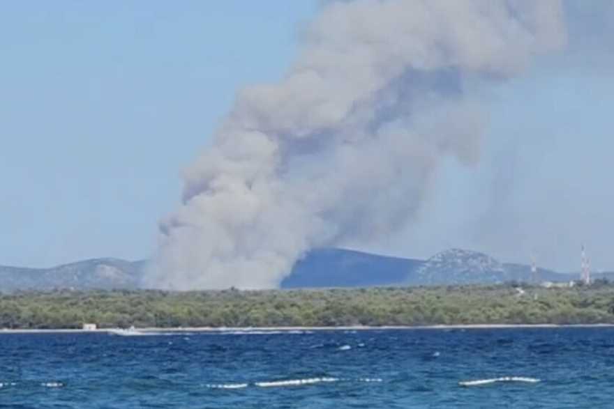 Požar u selu Vrana kod Zadra