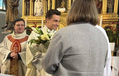 Samoborke se hvale: 'Imamo najzgodnijeg svećenika', 'Sad će crkva svaki put biti krcata...'