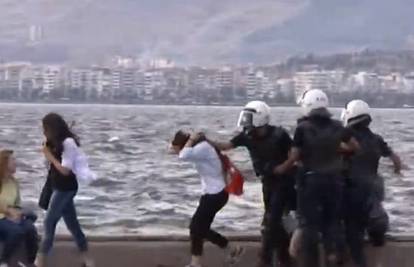 Snimka policijske brutalnosti: Poginuo još jedan prosvjednik