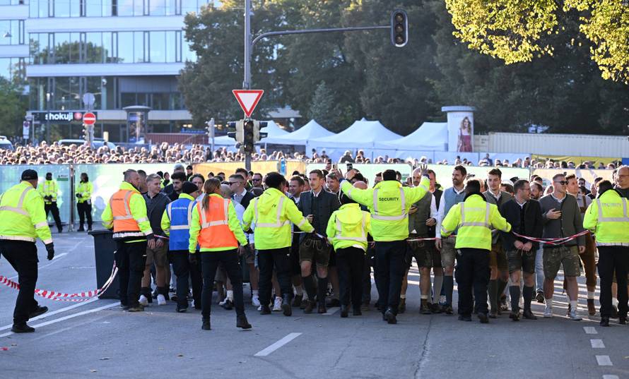 Germany's Oktoberfest to reopen after bomb scare in Munich