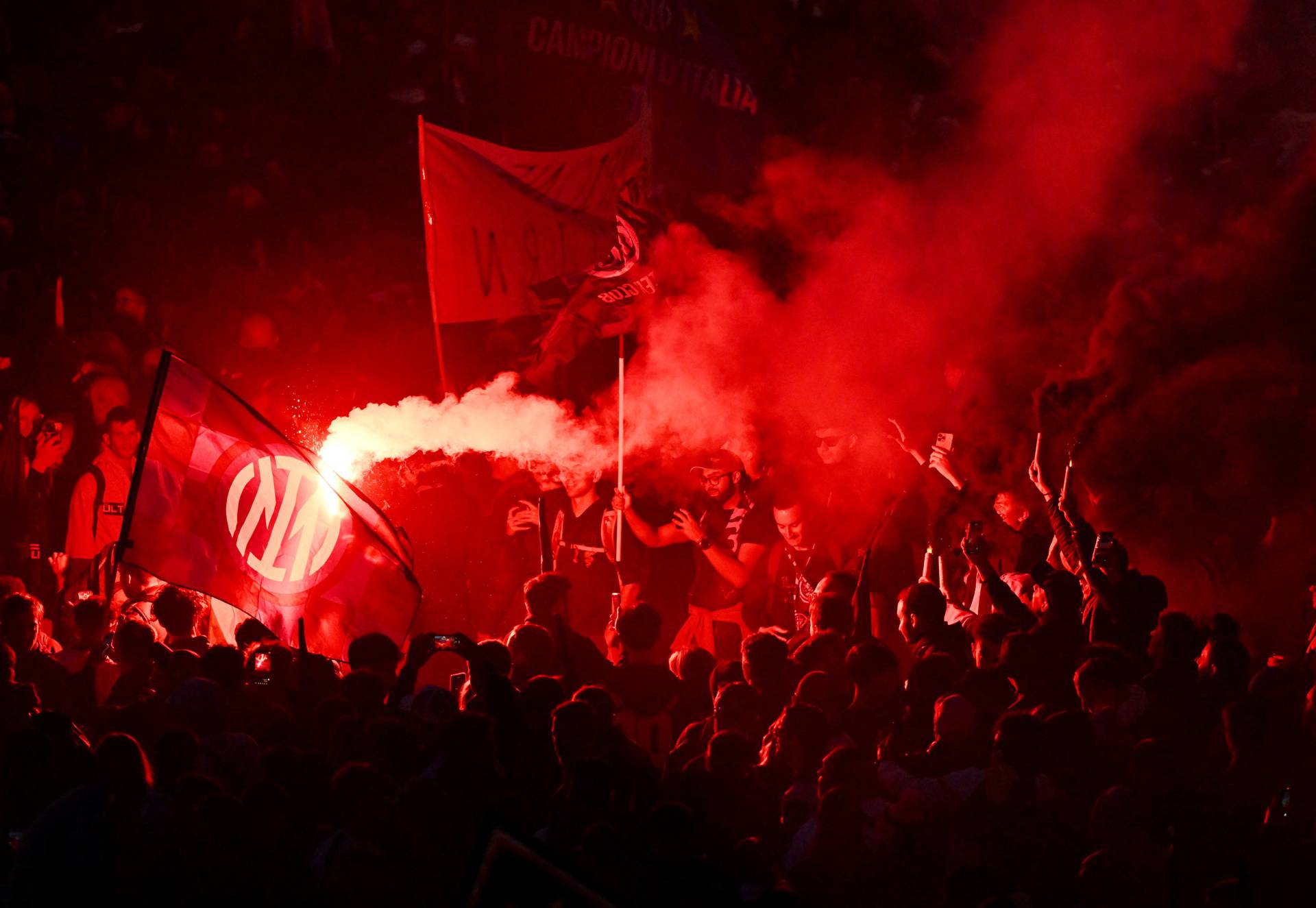 Serie A - Inter Milan celebrate winning Serie A