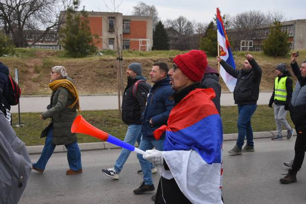 FOTO Ljuti studenti na prosvjedu u Srbiji: 'Svakog se trenutka očekuje da će pasti...'