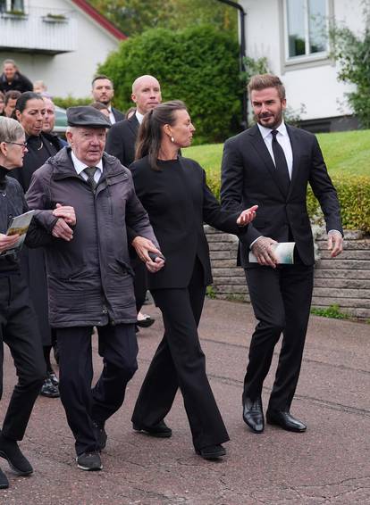 FOTO Pokopan slavni trener Sven-Göran Eriksson.  I David Beckham je došao na sprovod