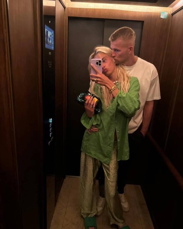 FOTO Slavni nogometaš ostavio suprugu zbog čudnih sklonosti