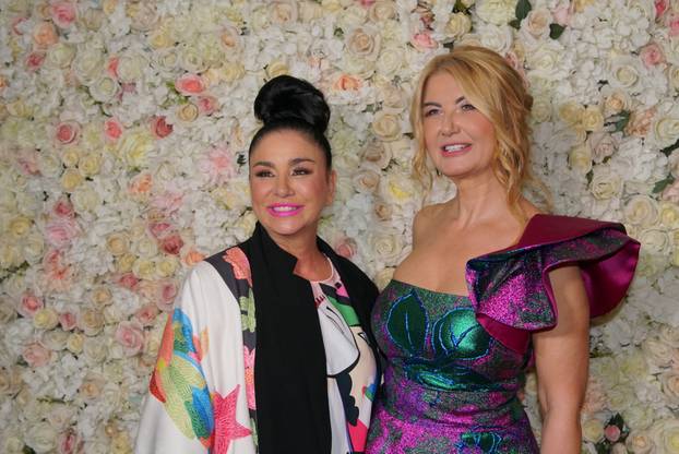 Beograd: Alka Vuica na promociji romana Vesne Dedić "Boli pesme kraj"