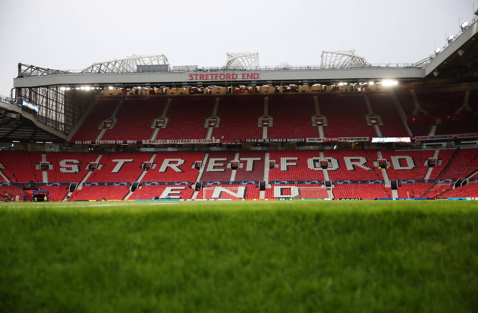 Champions League - Round of 16 Second Leg - Manchester United v Atletico Madrid