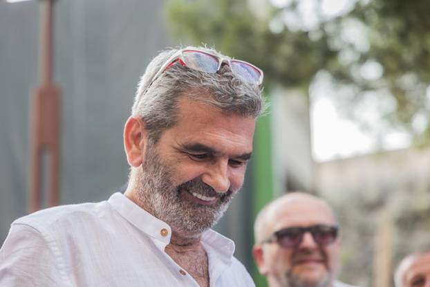 Split: Otkrivanje murala Blaža Sliškovića Bake na Splitskom Mertojaku