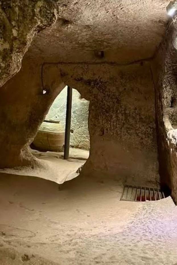 Derinkuyu je najveći podzemni grad svijeta, dubok 85 metara, a u njega stane 20.000 ljudi