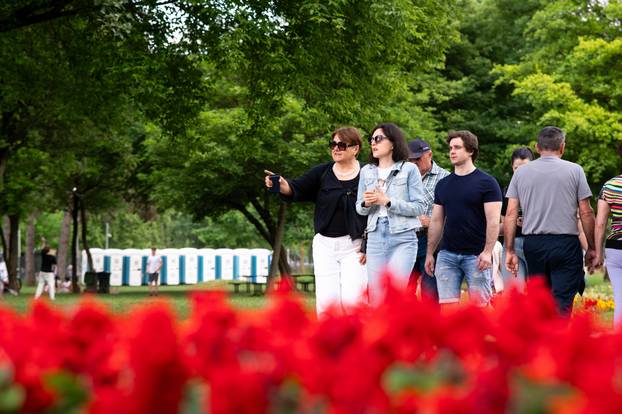 Zagreb: Brojni građani posjetili Floraart na Bundek