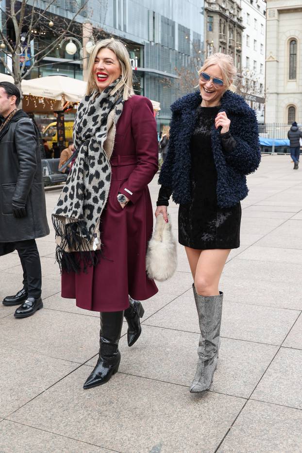 Zagreb: Dobro raspoložena Uršula Tolj uživala u fritulama