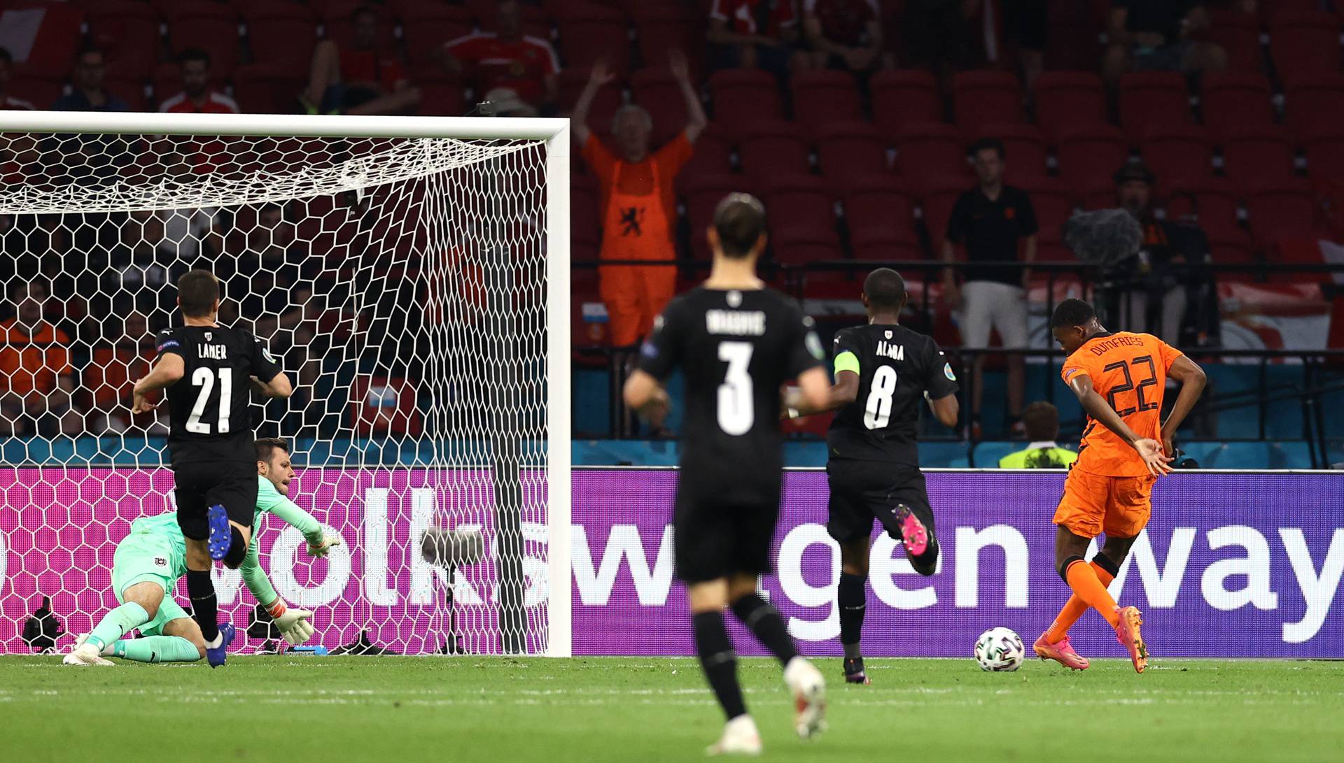 Euro 2020 - Group C - Netherlands v Austria