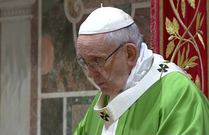 Žrtve su ogorčene: Papa Franjo ne prihvaća ostavku kardinala
