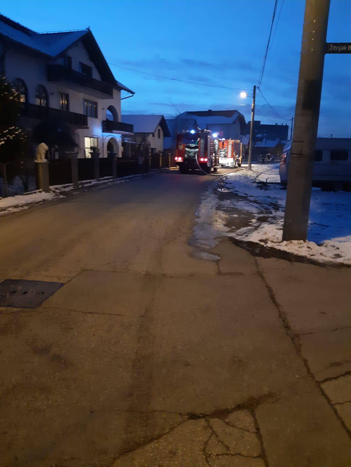Zagreb: Cijela ulica bila je u dimu, srećom nema ozlijeđenih