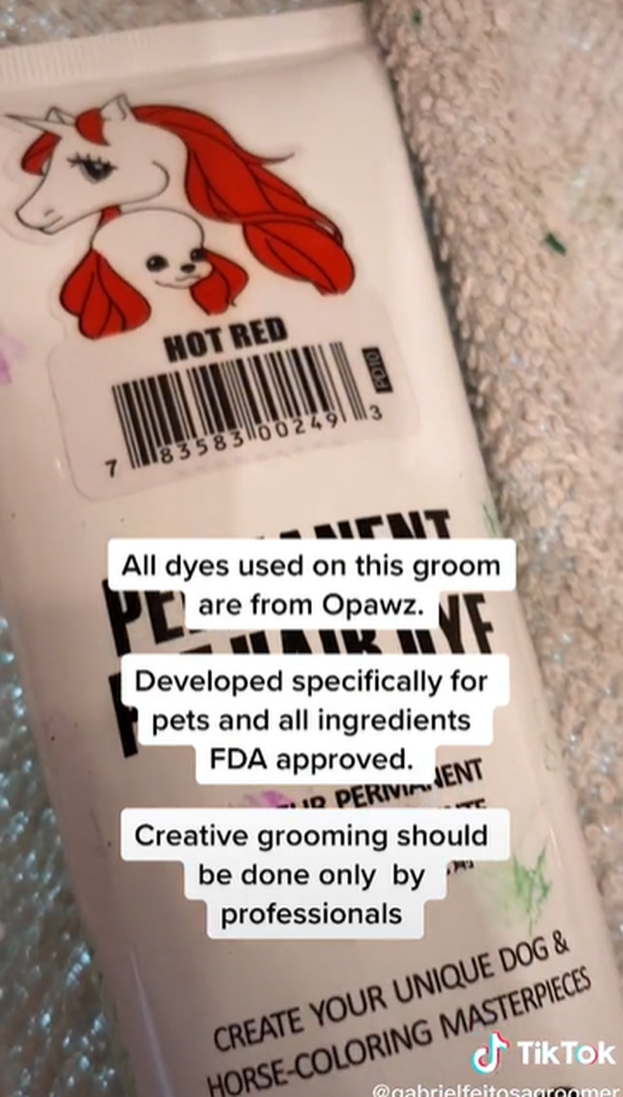 Pas je nakon šišanja - Grinch!