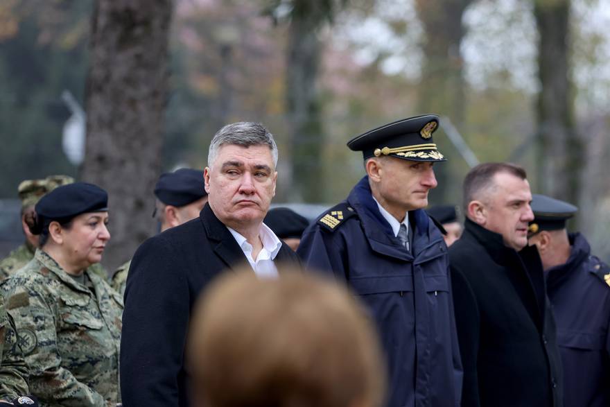 Gospić: Predsjednik Milanović na obilježavanju 32. obljetnice ustrojavanja 9. gardijske brigade Vukovi