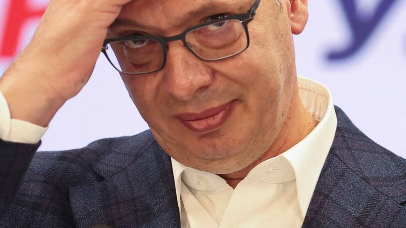 Srušili su Miloševića, pa dobili Vučića. Sad kad su srušili Vučića moraju prekinuti ukleti ciklus