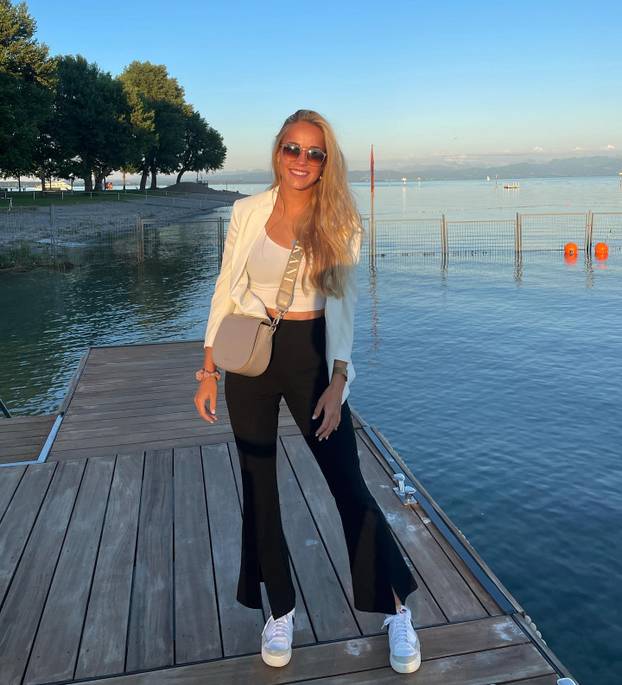 FOTO Playboy je kapetanici Njemačke nudio milijun dolara, odbila je. Tada je počeo pakao