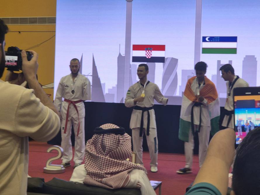 Čudesni Marko jednom rukom osvaja medalje i pokriva krovove: 'Sam sebe financira'