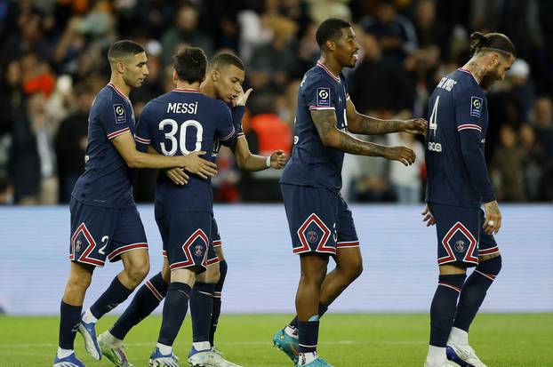 Ligue 1 - Paris St Germain v RC Lens