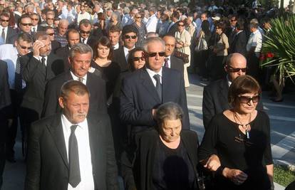 Split: Na pogreb Zvonimira Puljića je došao i Sanader 