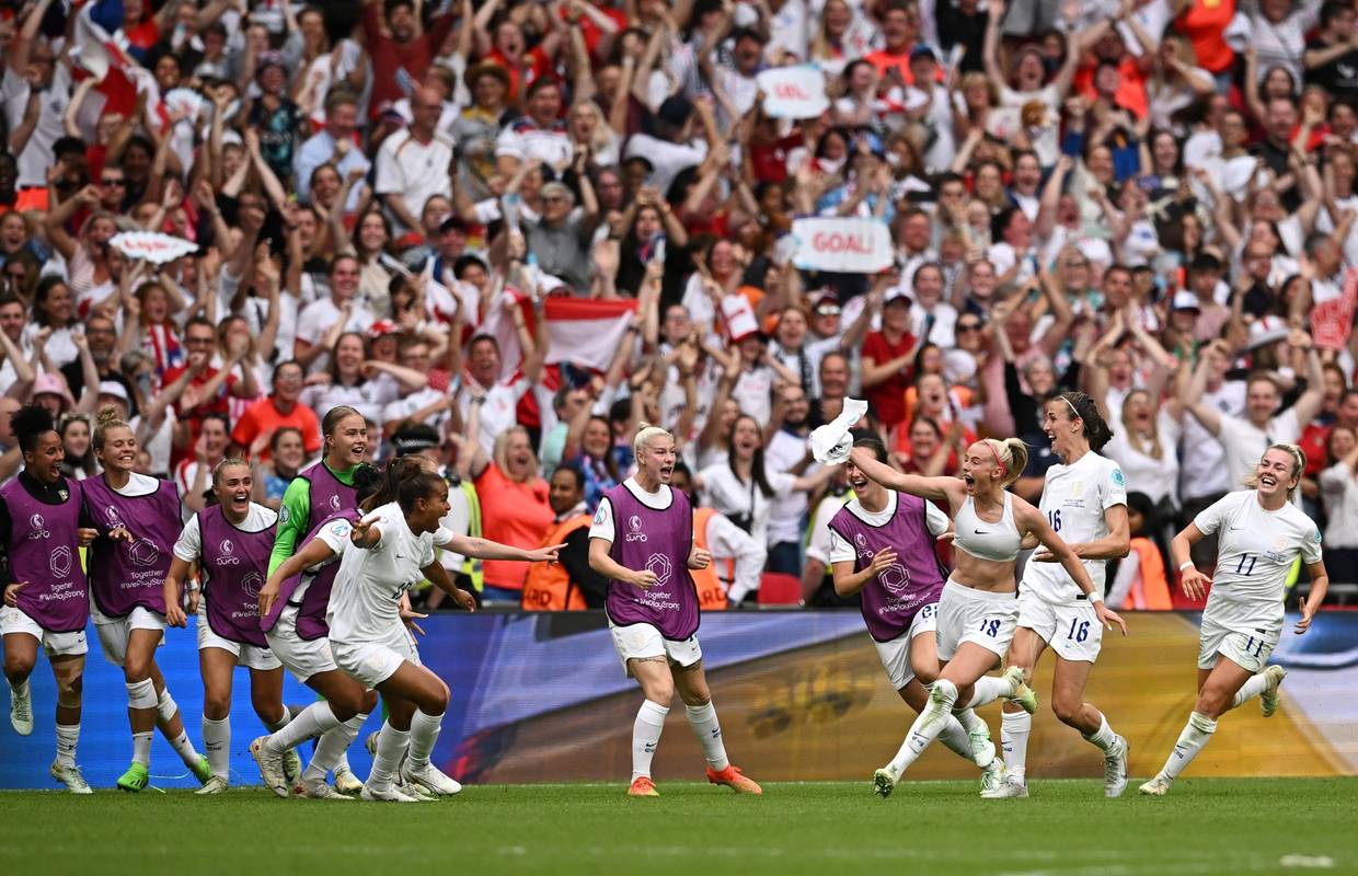 Engleskinje pred 88 tisuća gledatelja prvi put u povijesti osvojile Europsko prvenstvo!