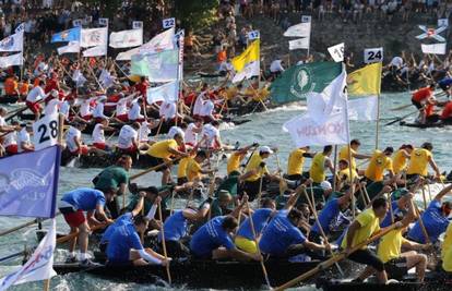 Maraton lađa: Put od 22,5 km najbrže su odveslale Stabline