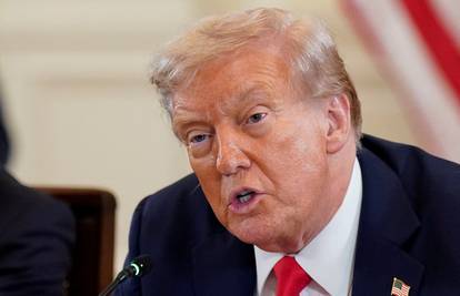 Trump prekinuo sastanak s EU čelnicima pa nazvao Putina