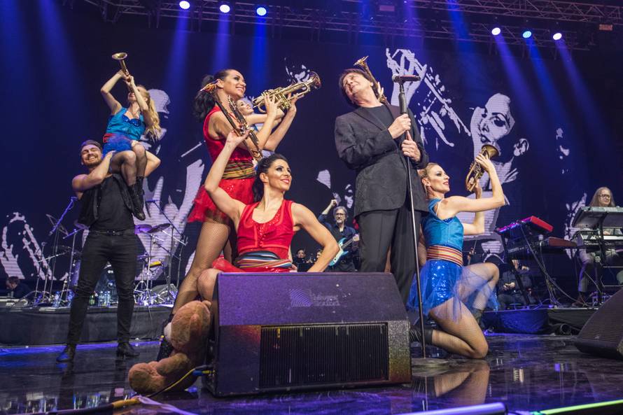 Zdravko Čolić kreće na hrvatsku turneju sljedeće godine