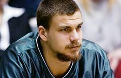 Optuženi srpski košarkaš bezbrižno uživa u košarci