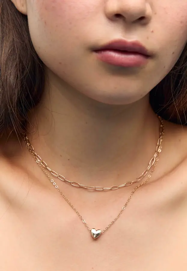 Pregledali smo ponudu za vas! Ogrlice - sjajni ukras dekoltea