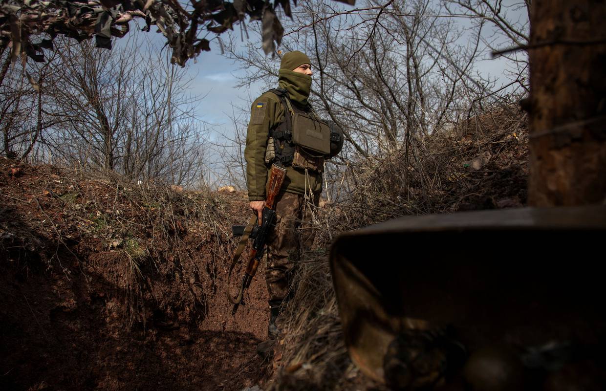 Eksplozije odjekuju na Krimu. Najmanje 130 ruskih tenkova uništeno kod Vuhledara